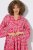 Ulla Popken 852841 Gebloemde jurk met ruches Magenta - Midi jurken - Midi-jurken in grote maten