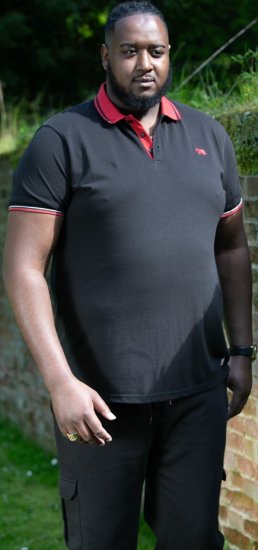 D555 CHESTER Pique Polo With Red Collar With Tipping Detail And Chest Embroidery Black - Polo shirts - Grote Maten Poloshirts Heren