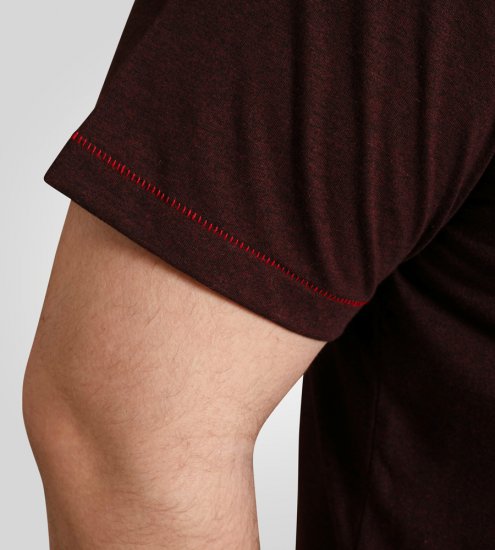 D555 Barnsley Guitar and Amp Crew Neck T-Shirt Burgundy - T-shirts - Grote Maten T-shirts Heren