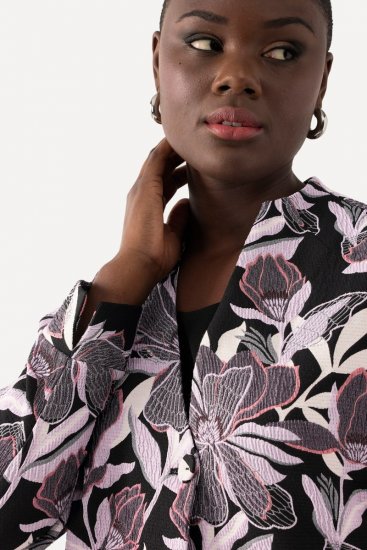 Ulla Popken 823967 Gebloemde jacquard blazer met driekwartmouwen Zwart - Blazers - Damesblazers in grote maten