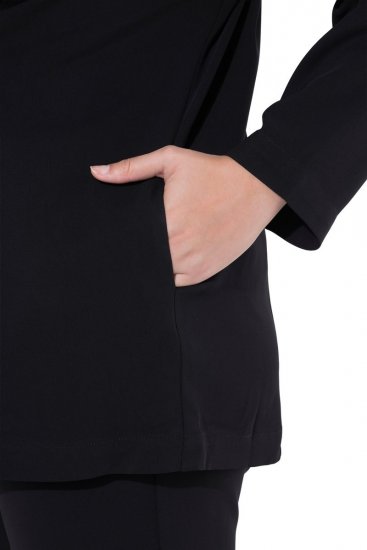 Ulla Popken 825828 Jasje Zwart - Jassen - Grote maten jassen voor dames
