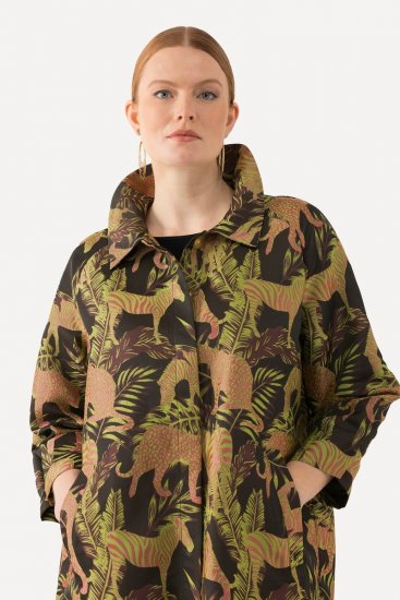 Ulla Popken 827217 Blouse met korte mouwen en savanneprint Zwart - Blouseshirts - Overhemdblouses in grote maten