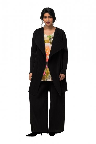 Ulla Popken 830749 Open geplisseerde blazer met brede revers Zwart - Blazers - Damesblazers in grote maten