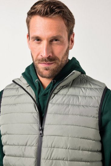 JAY-PI Lightly Quilted Vest with Stomach Fit Grey - Jassen - Grote Maten Herenjassen