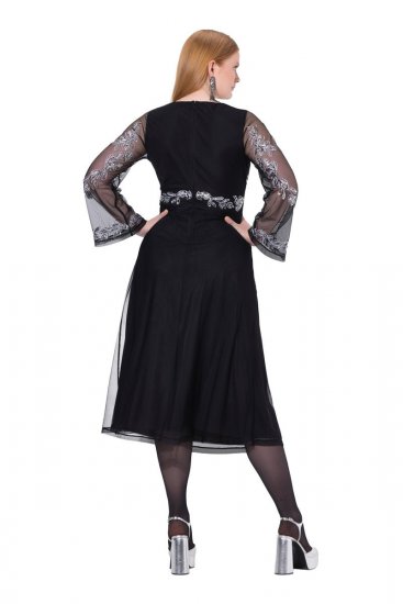 Ulla Popken 845366 Avondjurk met V-hals Zwart - Avondjurken - Grote maten avondkleding