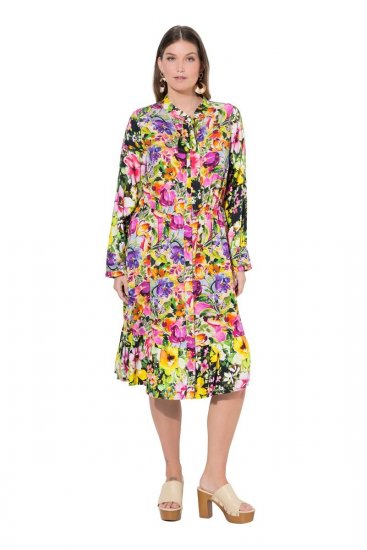 Ulla Popken 845512 Gebloemde blousejurk Bessenrood - Midi jurken - Midi-jurken in grote maten