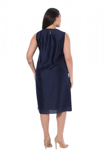 Ulla Popken 847918 Gebloemde chiffon jurk Donkerblauw - Midi jurken - Midi-jurken in grote maten