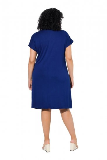Ulla Popken 849033 Chiffon jurk met korte mouwen en V-hals Donkerblauw - Kleedjes - Jurken in elke maat