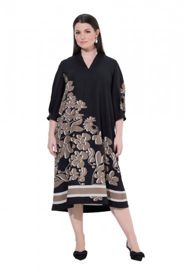 Ulla Popken 849423 Gebloemde jurk met driekwartmouwen Zwart - Maxi jurken - Grote maten maxi jurken