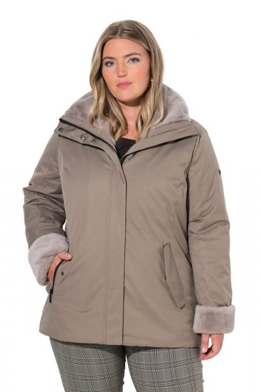 Ulla Popken 850509 Jas van imitatiebont Taupe - Jassen - Grote maten jassen voor dames