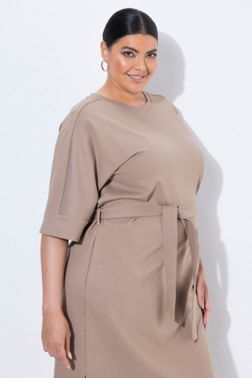 Ulla Popken 852288 Midi-jurk met korte mouwen en strikceintuur Lichtbruin - Midi jurken - Midi-jurken in grote maten