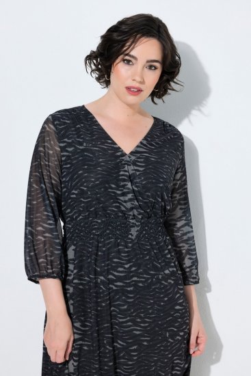 Ulla Popken 853620 Midi-jurk met dierenprint en driekwartmouwen Zwart - Midi jurken - Midi-jurken in grote maten