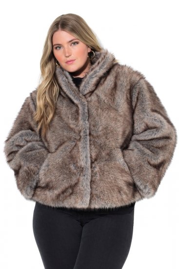 Ulla Popken 854617 Jas van imitatiebont Beige - Jassen - Grote maten jassen voor dames