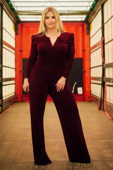 Ulla Popken 855622 Jumpsuit met lange mouwen en V-hals Wijnrood - Jumpsuits - Grote Maten Jumpsuits voor Dames