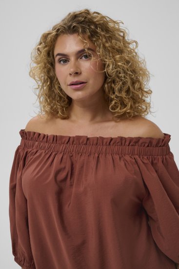 Kaffe Curve Neela Off-Shoulder Blouse Henna Brown - Blouses & tunieken - 