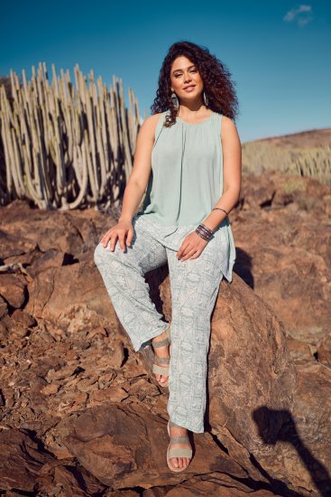 Ulla Popken Mosaic Print Elastic Waist Pants White - Jeans & Broeken in Grote Maten – Plus Size - 