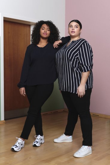 Kaffe Curve Machi Knit Trui Diepzwart - Sweaters & hoodies - 