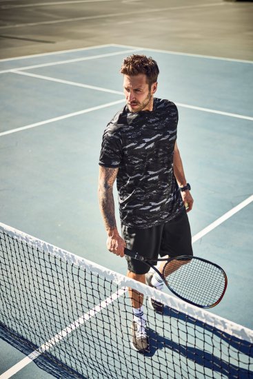 JP1880 QuickDry Graphic Print Tennis T-Shirt Black - Sportkleding & outdoor - Grote Maten Sportkleding Heren