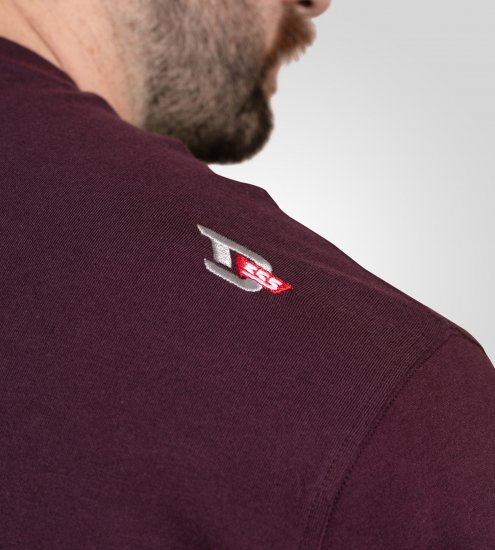 D555 Grimsby Rock n' Roll Skull Printed T-Shirt Burgundy - T-shirts met opdruk - T-shirts met opdruk grote maten